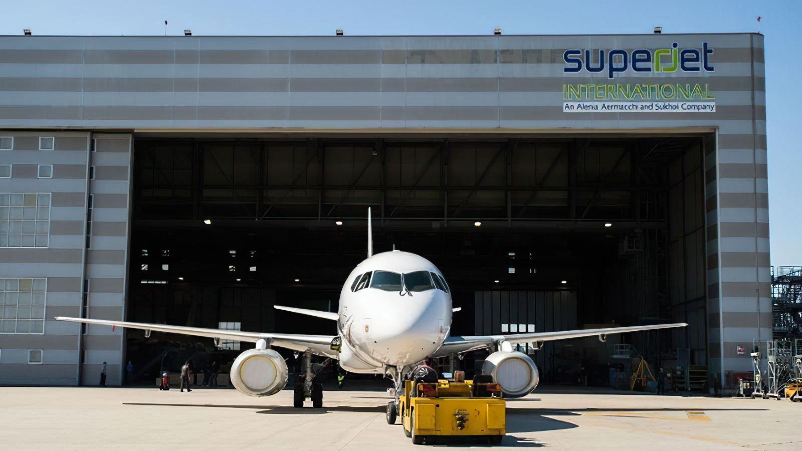 Суперджеты SSJ100 хотят собирать в ОАЭ
