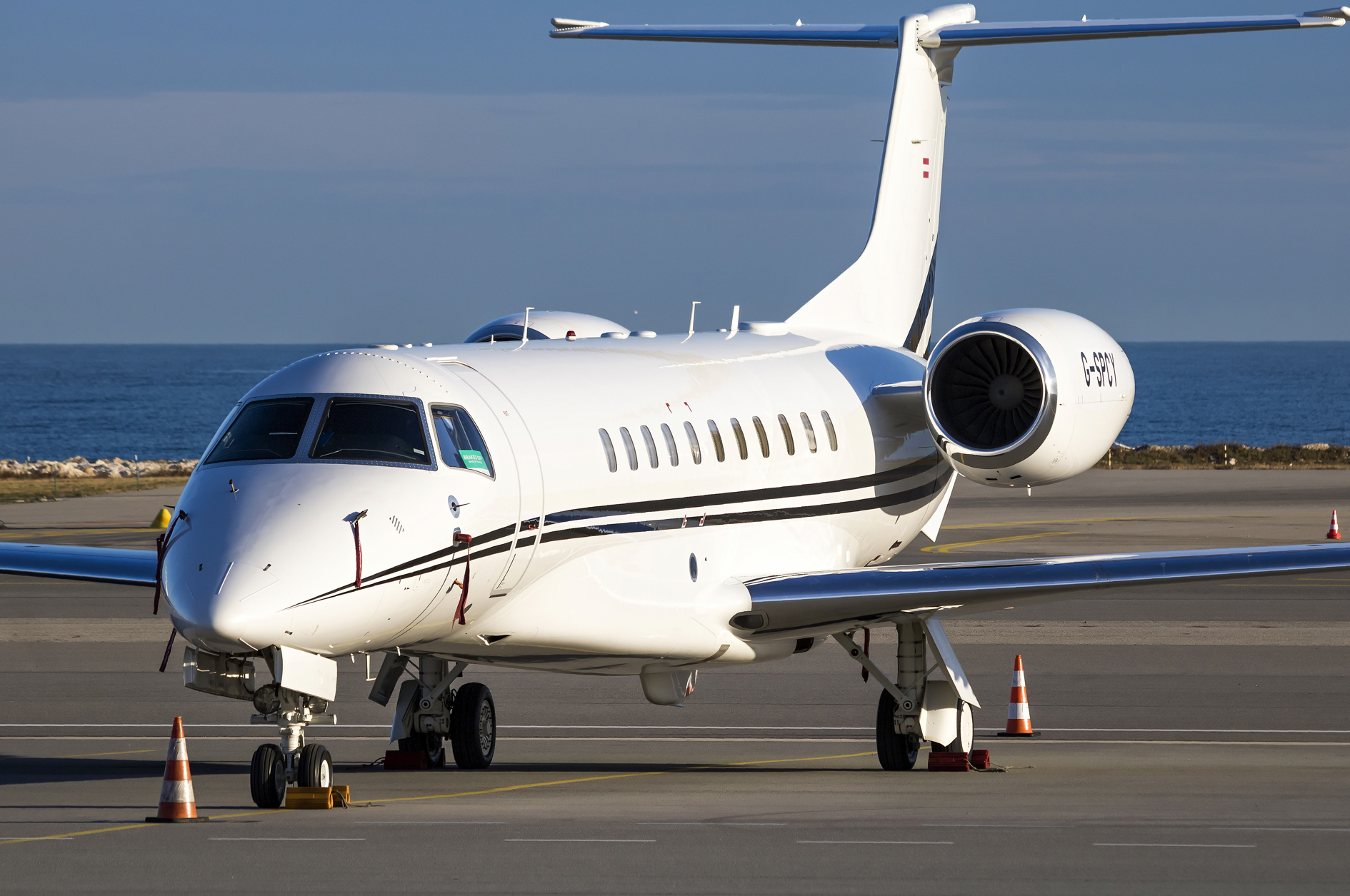Embraer отказался от производства суперсредних джетов