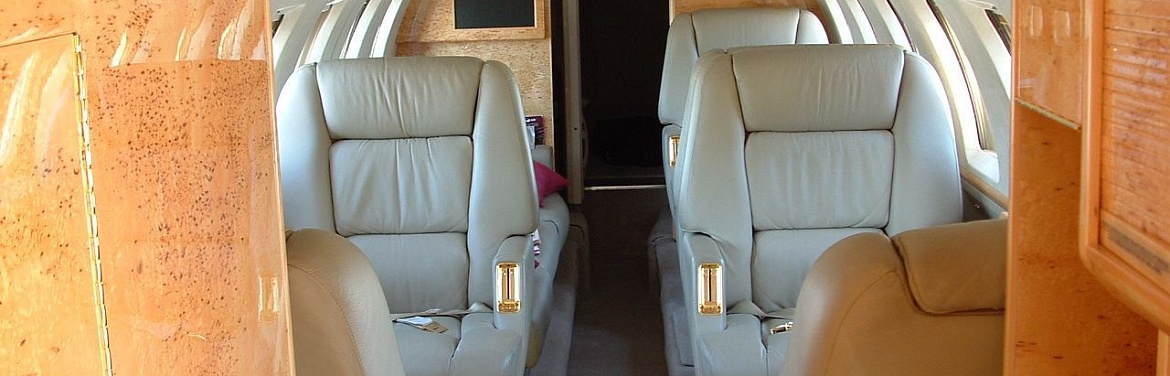 Hawker 1000