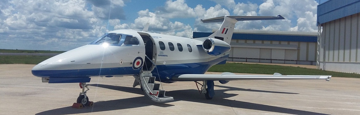 Embraer Phenom 100